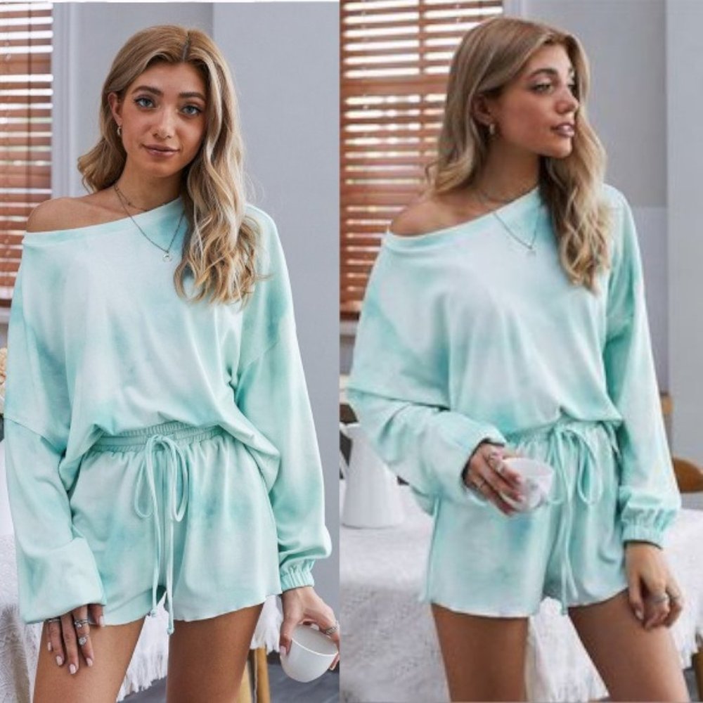 ON THE CLOUDS TIE DYE SWEATSHIRT SHORT SET-BLUE